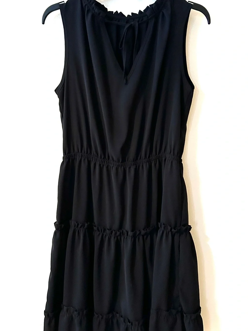 Women's Sleeveless Black Tiered Dress